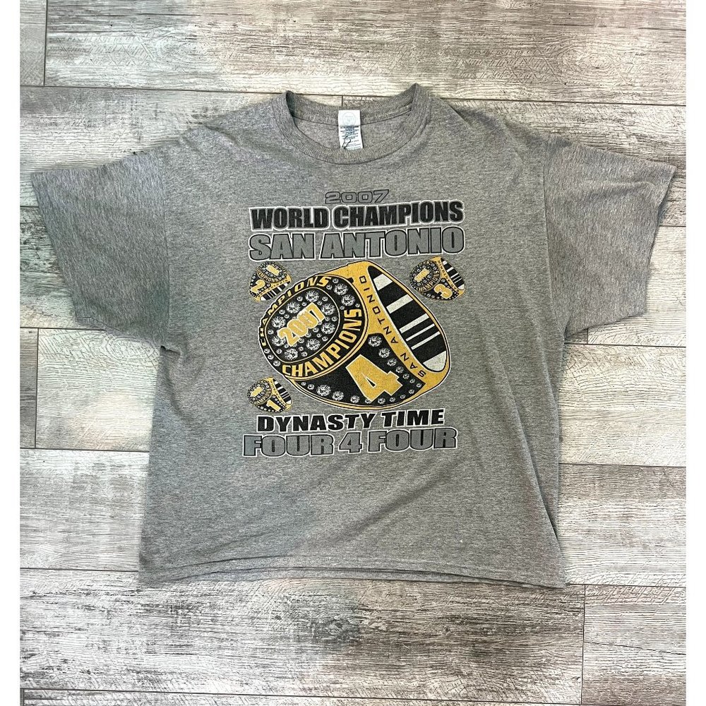 San Antonio Spurs 2007 World Champions Dynasty Time 4 Rings Size XL